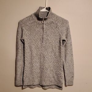 Zip neck sweater